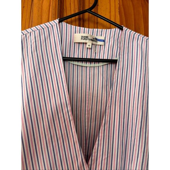 Diane Von Furstenberg Vertical Stripe Sleeveless Top - Picture 2 of 5